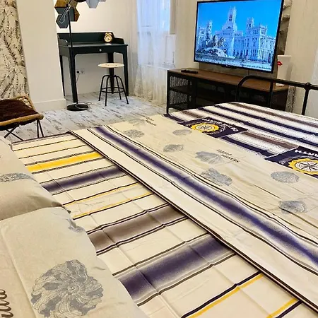 Saint Ferdinand Apartment *